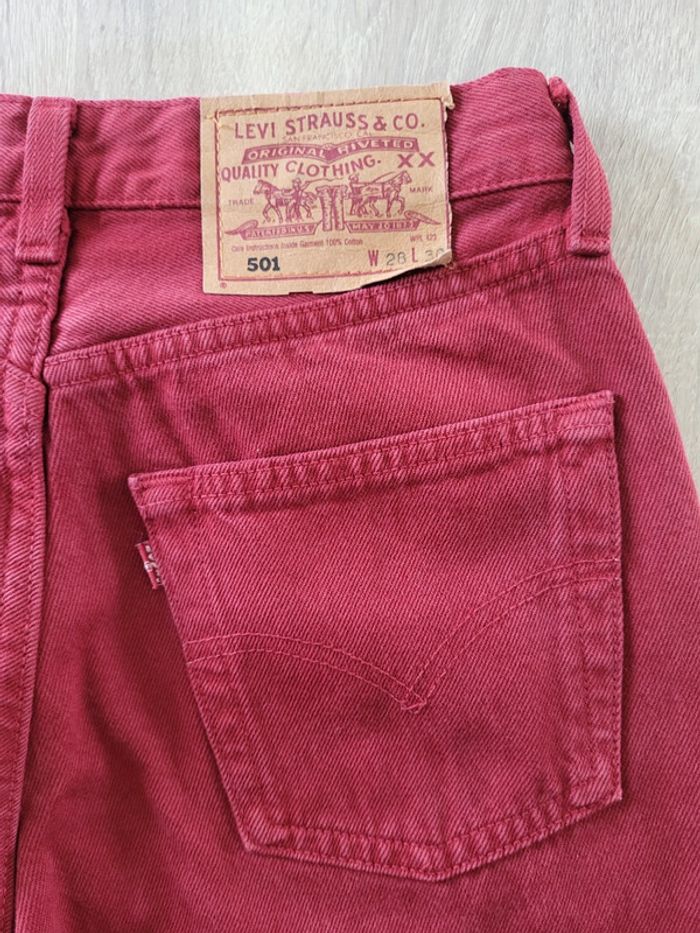 Jean Levi's 501 femme vintage 90's Made in USA bordeaux rare Taille 34 - photo numéro 6
