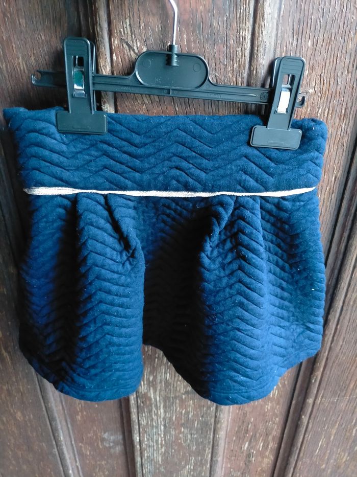 Très jolie jupe Lili Gaufrette 5 ans - photo numéro 4