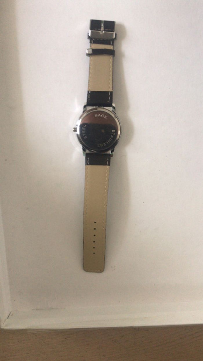 montre fantaisie - photo numéro 3