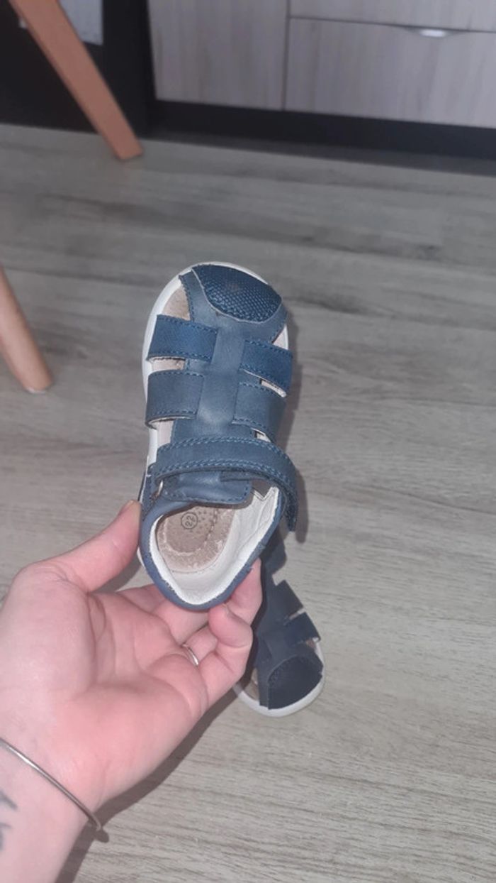 Chaussures bébé - photo numéro 3