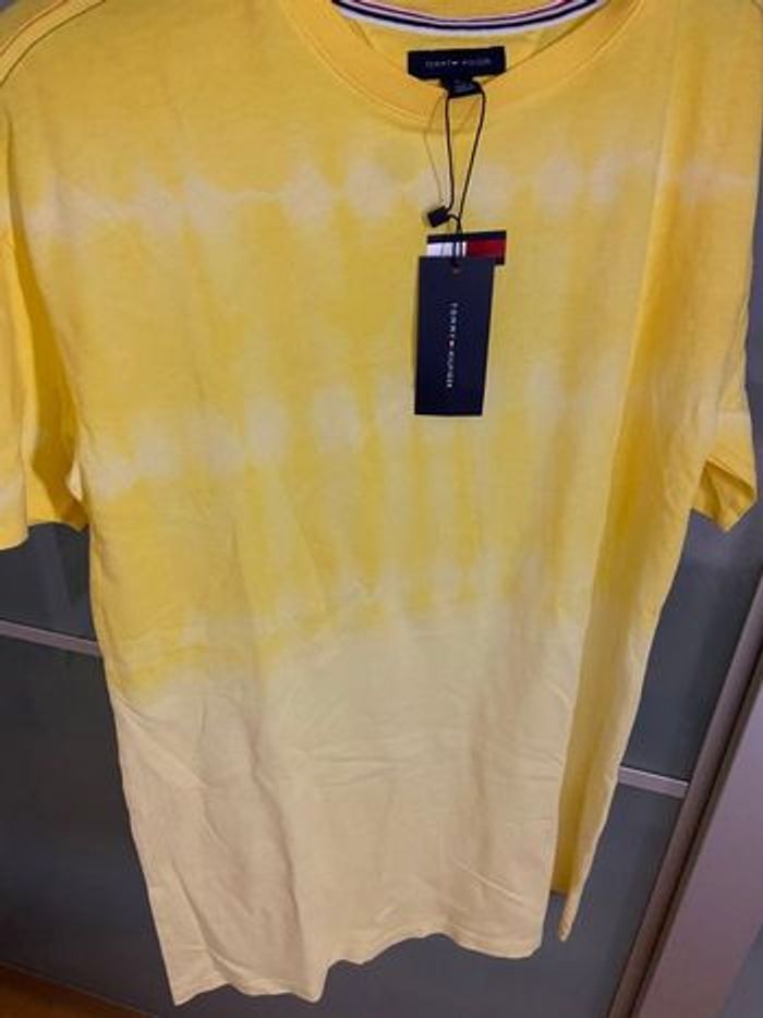T-shirt Tommy Hilfiger tye & die