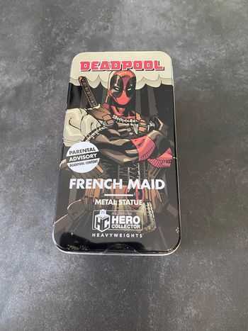 Figurine Marvel Hero Collector - Deadpool French Maid - Eaglemoss Metal Statue Disney