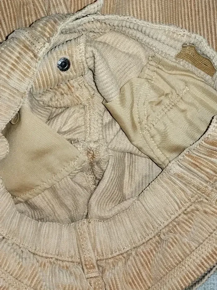 Pantalon large velours côtelé KIABI beige fille 9 à 10 ans  7529865625 - photo numéro 9