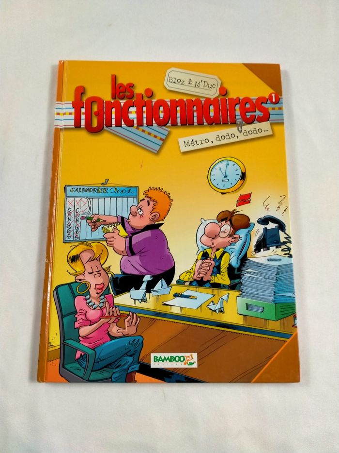 Les fonctionnaires - metro, dodo, dodo...