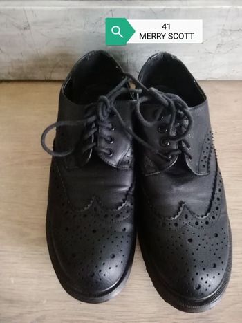 Chaussures à lacet homme.41.