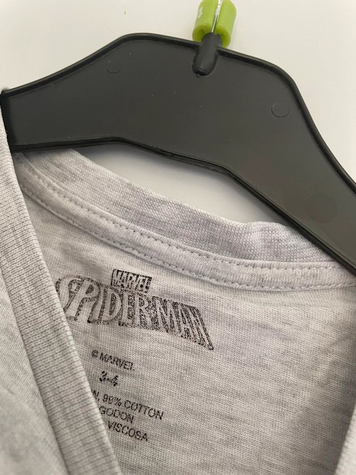 Tee-shirts Spiderman 3-4 ans - photo numéro 3