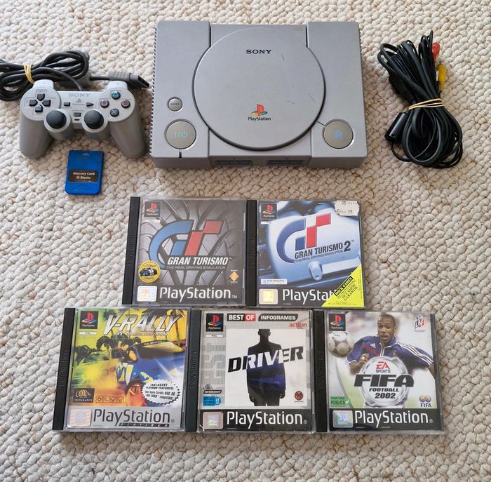 Lot Console PlayStation 1 PS1 + 1 Manette + 1 Carte Mémoire & 5 Jeux