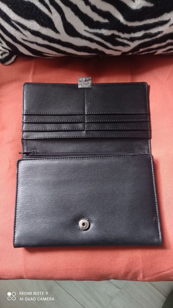 Portefeuille compagnon noi Paquetage très bon état - photo numéro 2