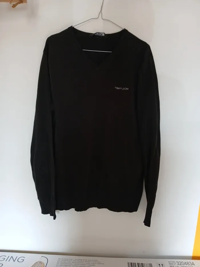 Pull noir