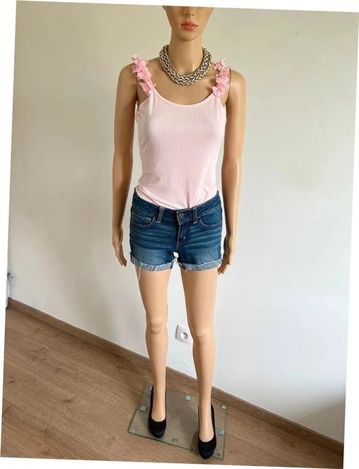 Short court bleu en jean American Eagle taille 0 TBE - photo numéro 3