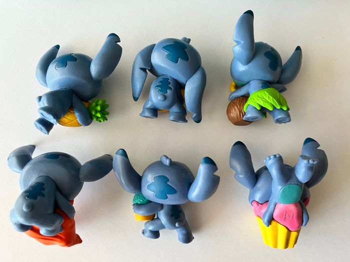 Lot ou à l’unité figurines Stitch feed me série 1 avec capsule - photo numéro 4