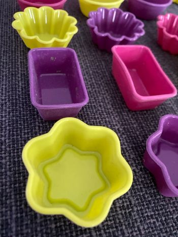 Lot 16 minis plats moules silicone Rose violet vert