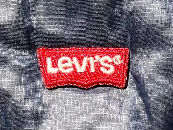 Levi's blue puffer jacket womens S - photo numéro 3