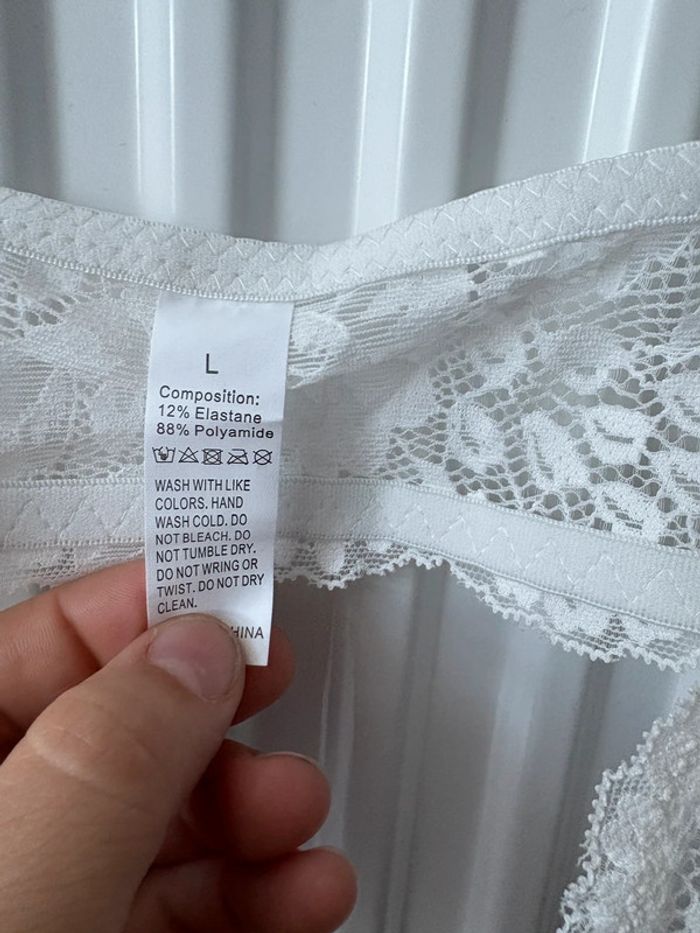 Soutien gorge blanc - photo numéro 4