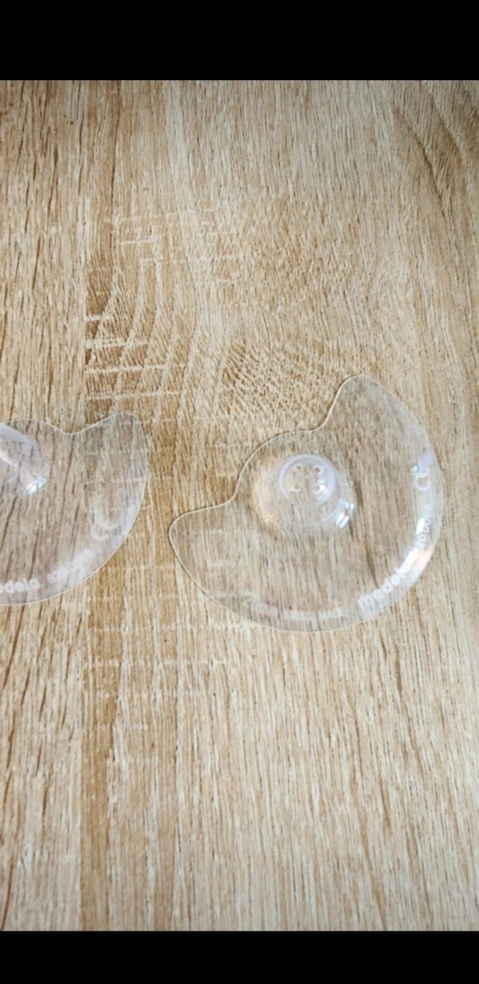 Bouts de seins - photo numéro 3