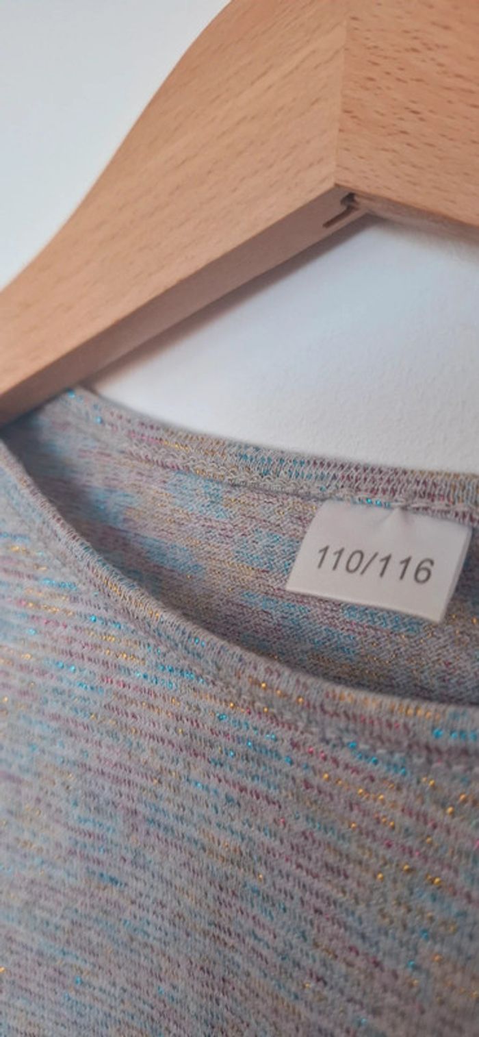 T-shirt manches longues fille – 5/6 ans - Coloré & girly, parfait pour le printemps ! 🌷 - photo numéro 4