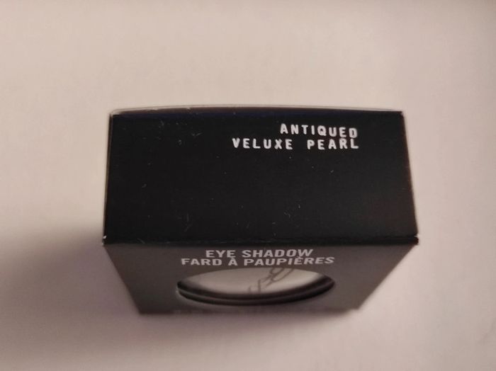 Lot MAC Valeur totale : 51 € - Rouge à lèvres et Fard à paupière - Lipstick & Eye shadow - photo numéro 3