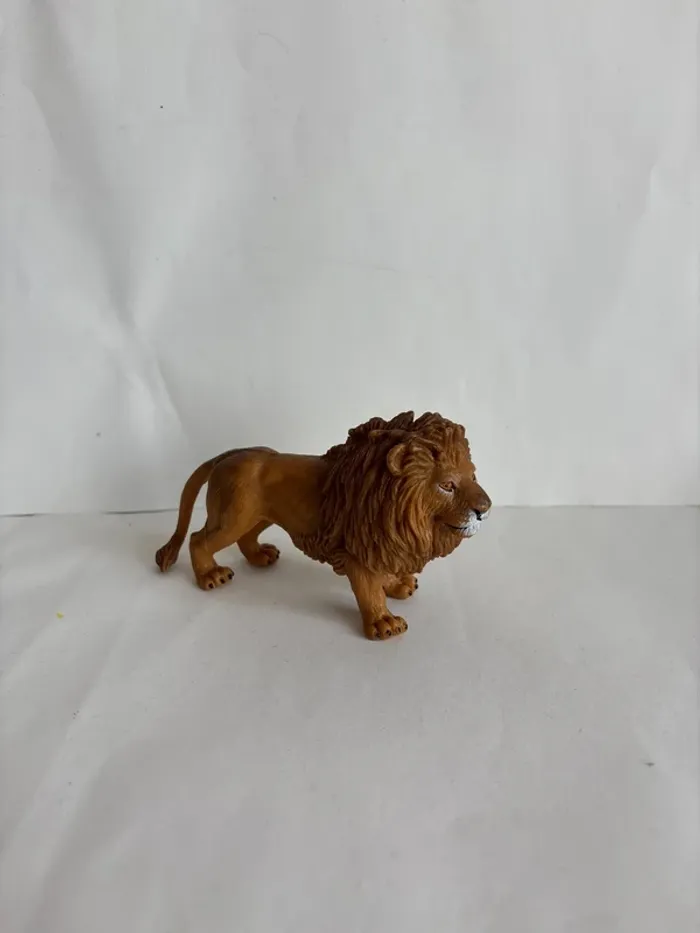 Lion Schleich