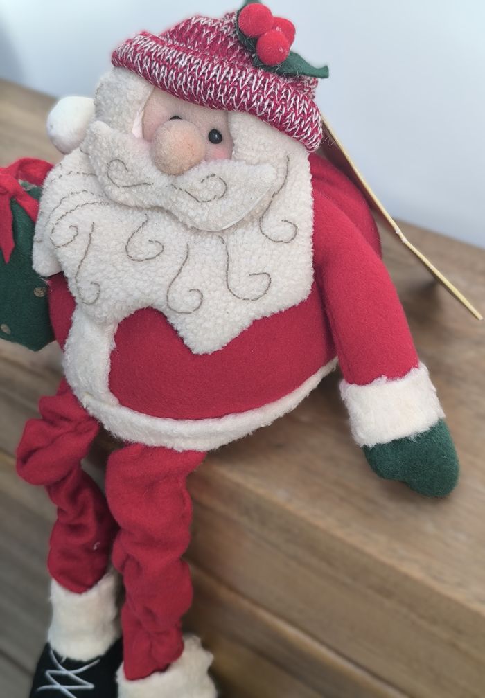 Père Noël en peluche - photo numéro 3
