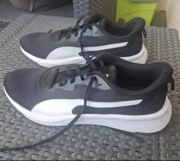 Basket noir Puma - taille 45