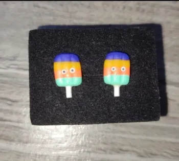 Boucles d'oreilles glaces