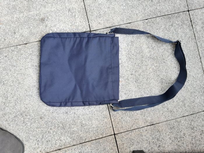 Sac Publicitaire marque jean Paul gaultier avec anses réglable - photo numéro 6