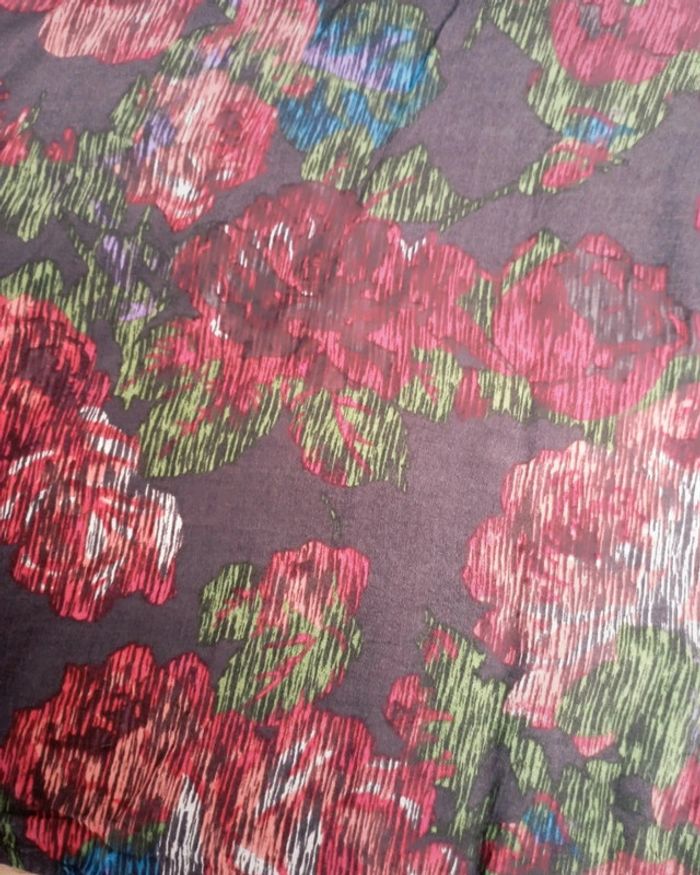 Jolie robe tunique IKKS
Taille 42 - photo numéro 5