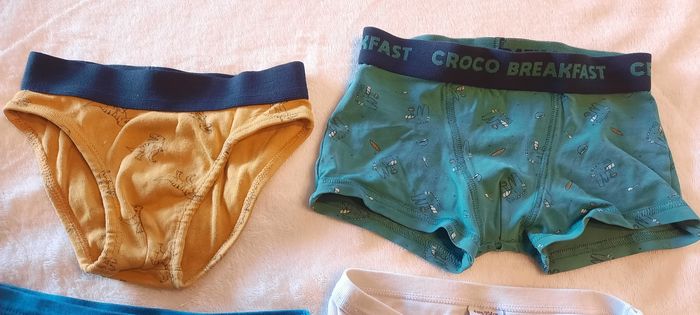Lot de sous vêtements 2/3 ans - photo numéro 3