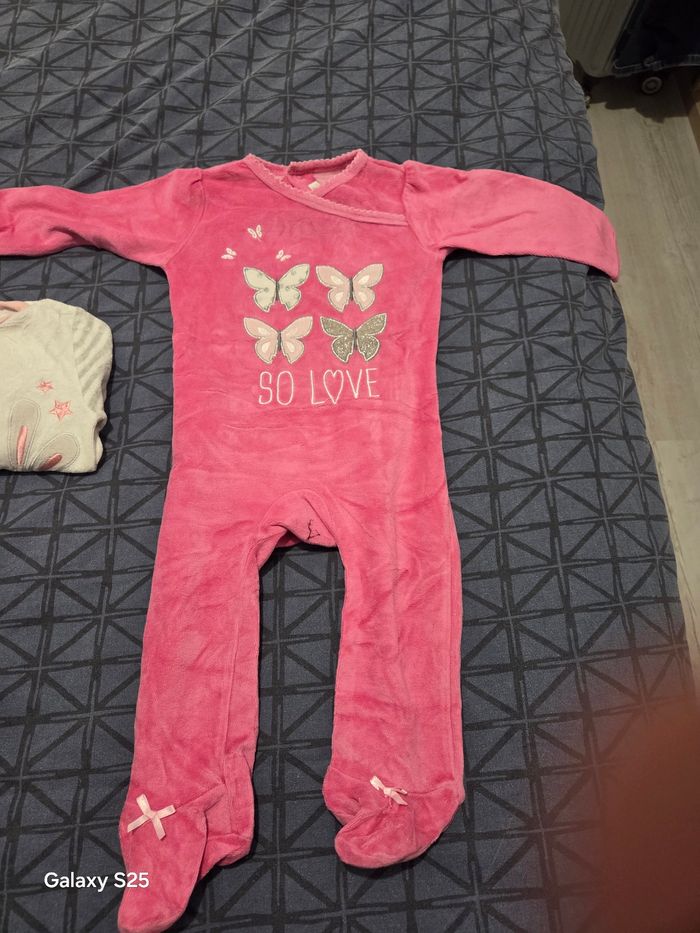 Pyjama fille 12 mois - photo numéro 3