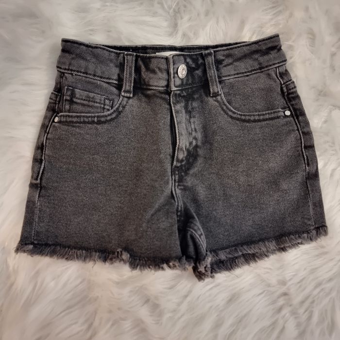Neuf ⚘️⚘️😍🤩ensemble debardeur et short en jeans 9 ans fille😍🤩🩷🩷🩷 - photo numéro 4