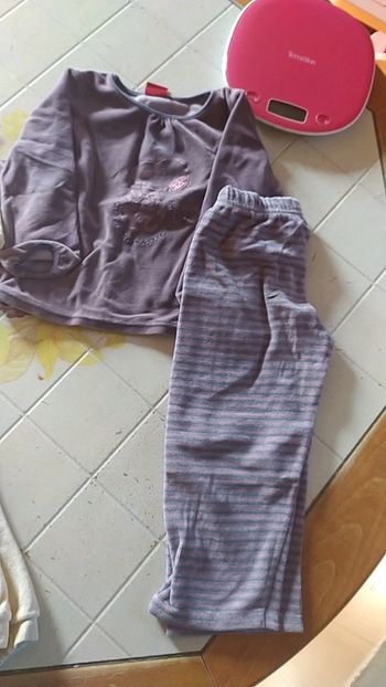 Lot 2 pyjama chaud 3 ans