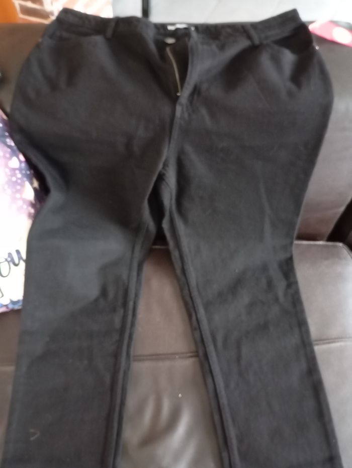 Pantalon noir femme