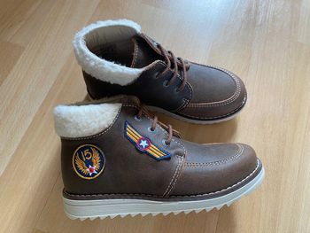 Chaussures montantes bottillons en cuir aviateur Pablosky taille 31 neufs
