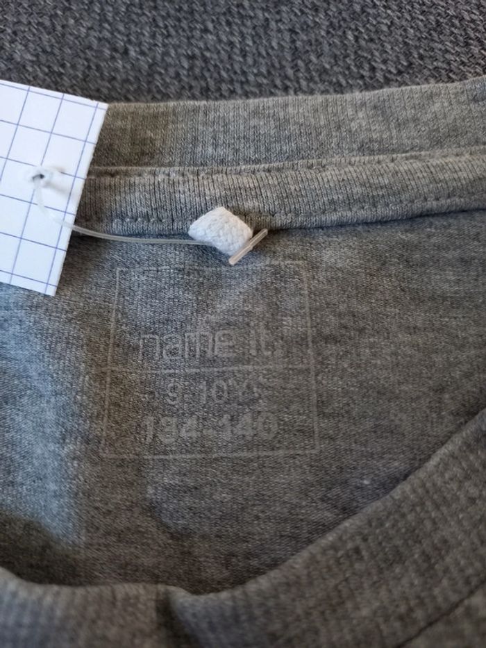 Tee shirt gris - photo numéro 3