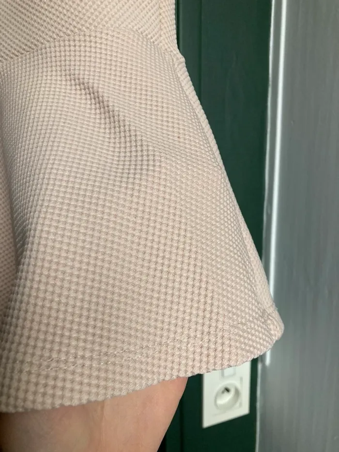 Haut à volant rose - photo numéro 2