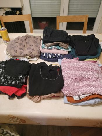 Lot de 25 pièces taille 38 femme