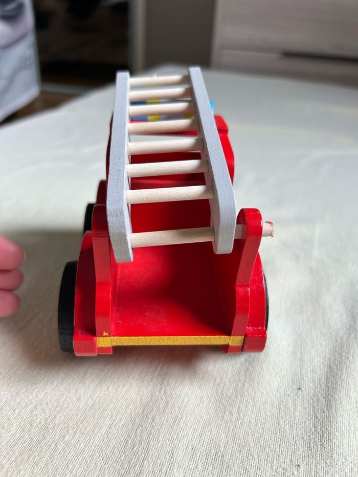 Camion de pompiers - photo numéro 4