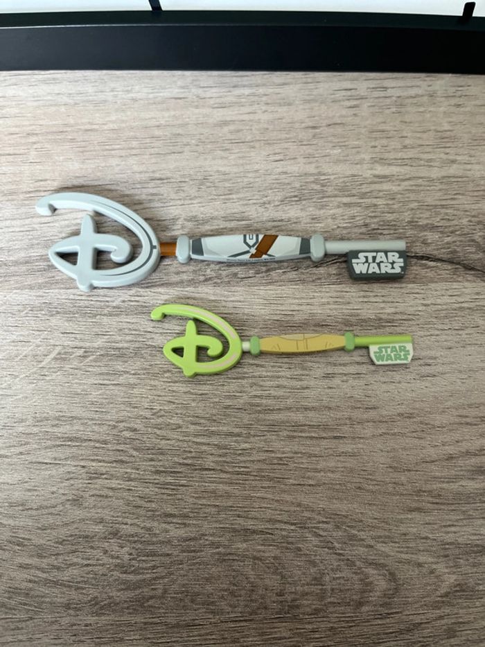 Lot clés Disney store star Wars