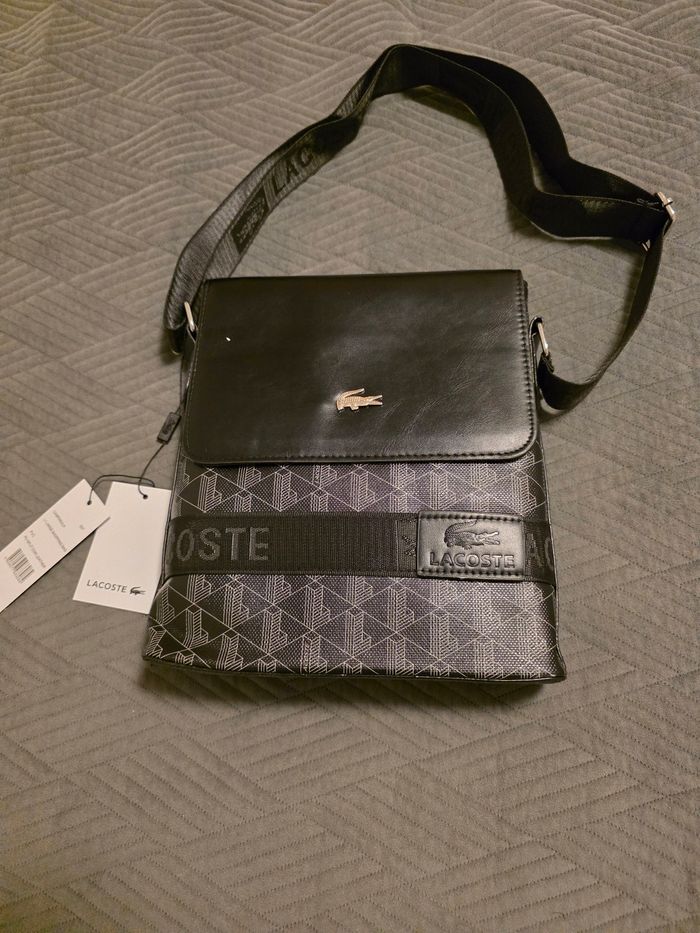 Sac à bandoulière Lacoste - photo numéro 2