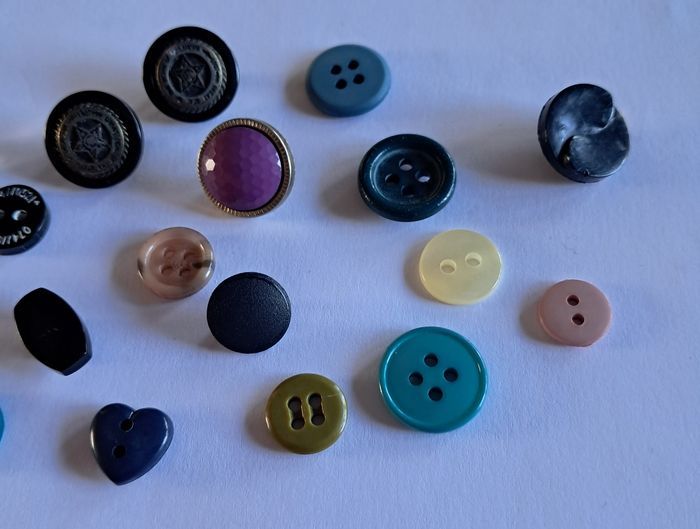 Lot boutons de couture - photo numéro 7