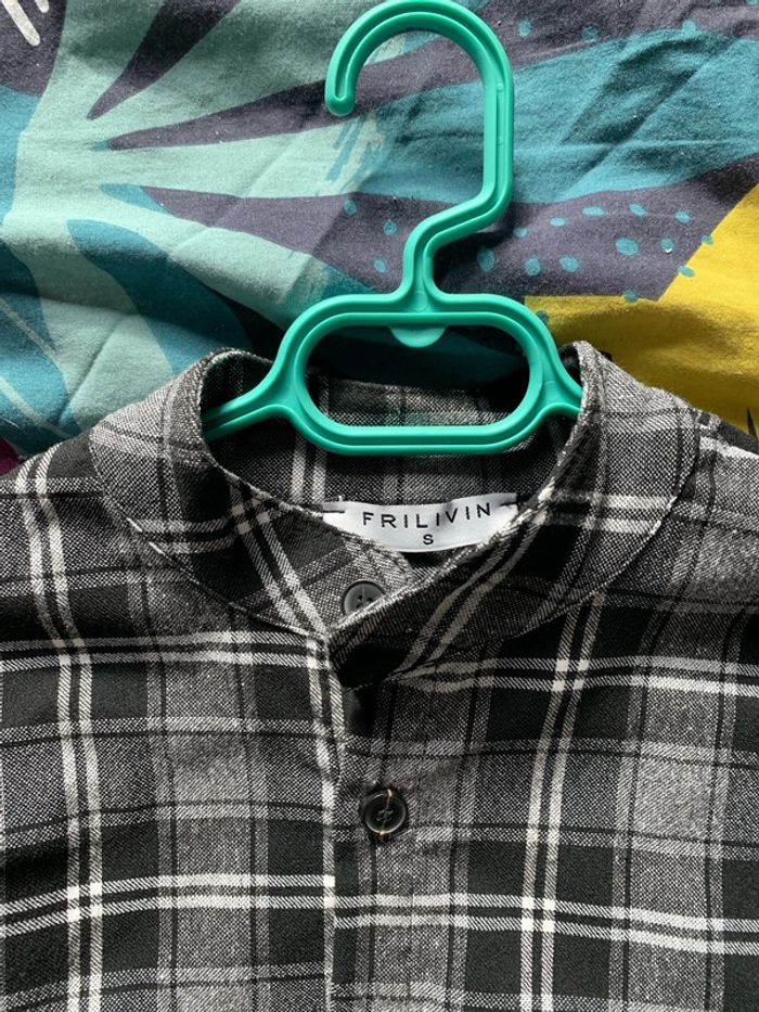 Chemise neuve Frilivin - photo numéro 3
