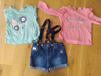 Salopette +1 tee shirts 18 mois