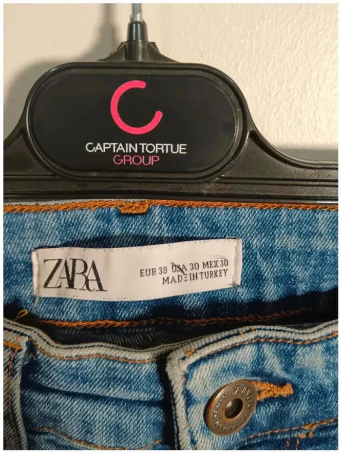 C11 jeans bleu Zara 38 - photo numéro 3