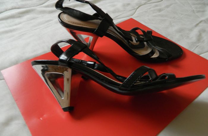 Sandales noires à talon marque In Extenso taille 37 - photo numéro 2