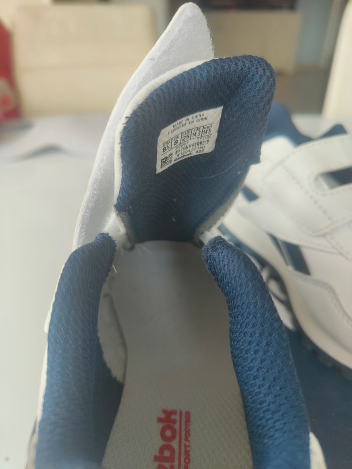 chaussures Reebok neuves - photo numéro 2
