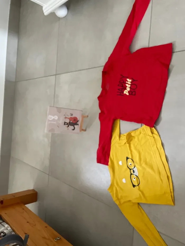Lot de tee-shirt - photo numéro 2