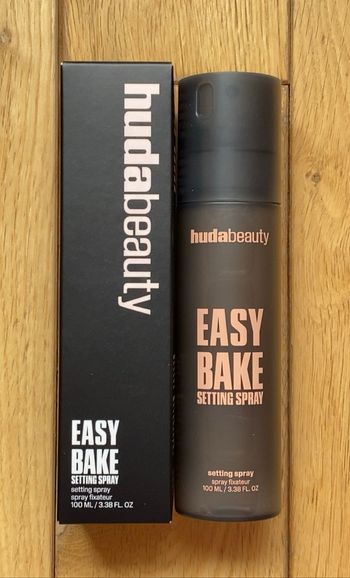 Huda Beauty Easy Bake Setting Spray