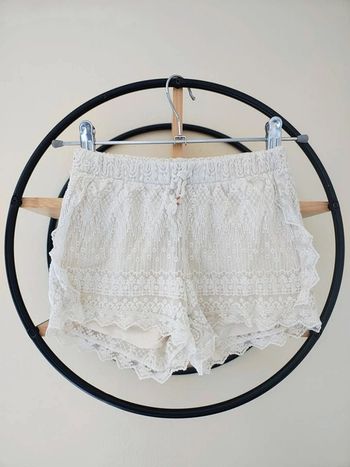 8 ans short lisa rose ( attention taille petit)