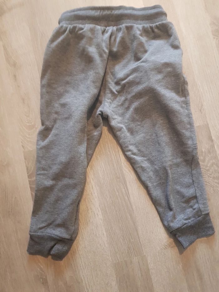 Jogging 3 ans - photo numéro 3