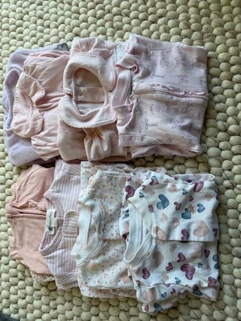 Lot 8 pyjama 0-3mois cotton PIMA